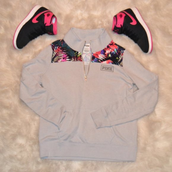 VS PINK Hooded Jacket and Sweater Bundle - Picture 12 of 16